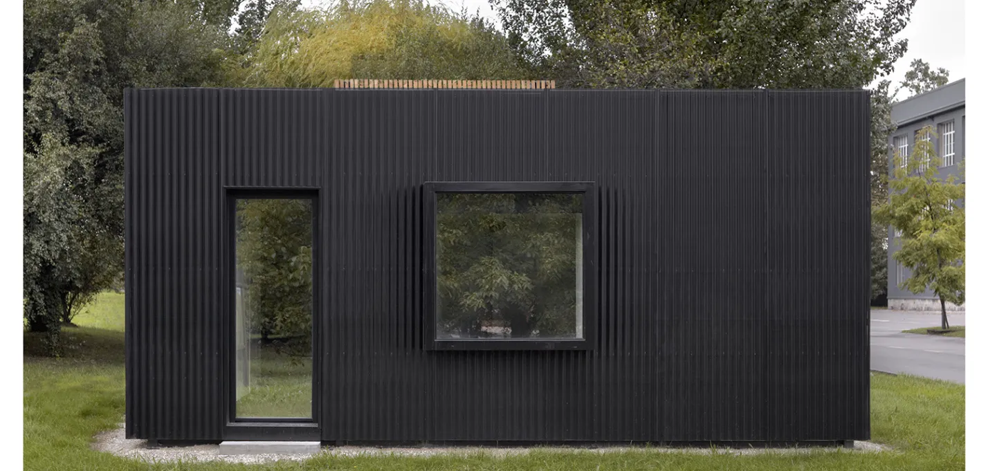 B HOME-160_buildingCompressFormat