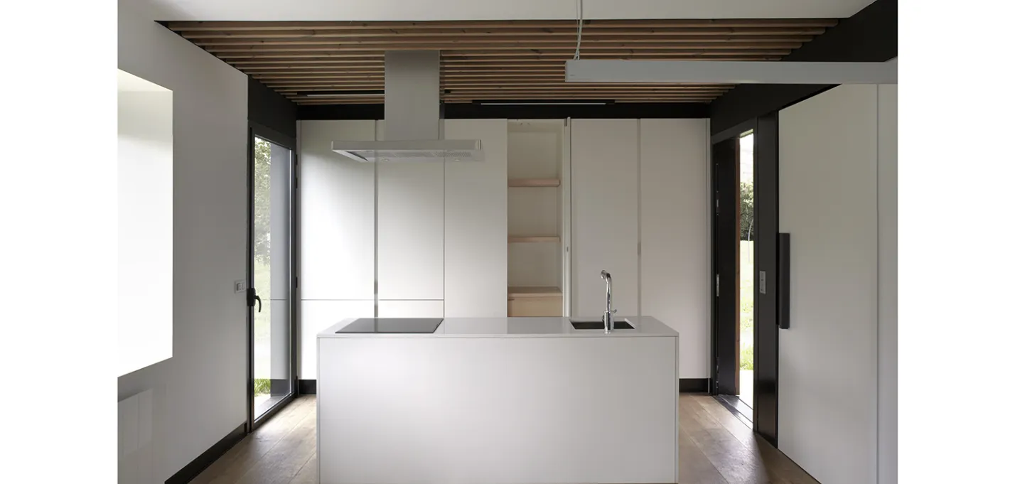 B HOME-165_buildingCompressFormat