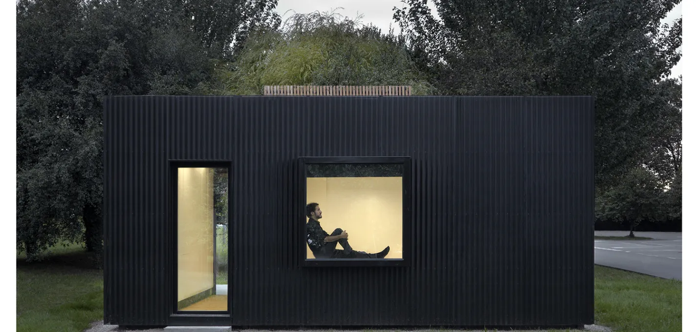 B HOME-168_buildingCompressFormat