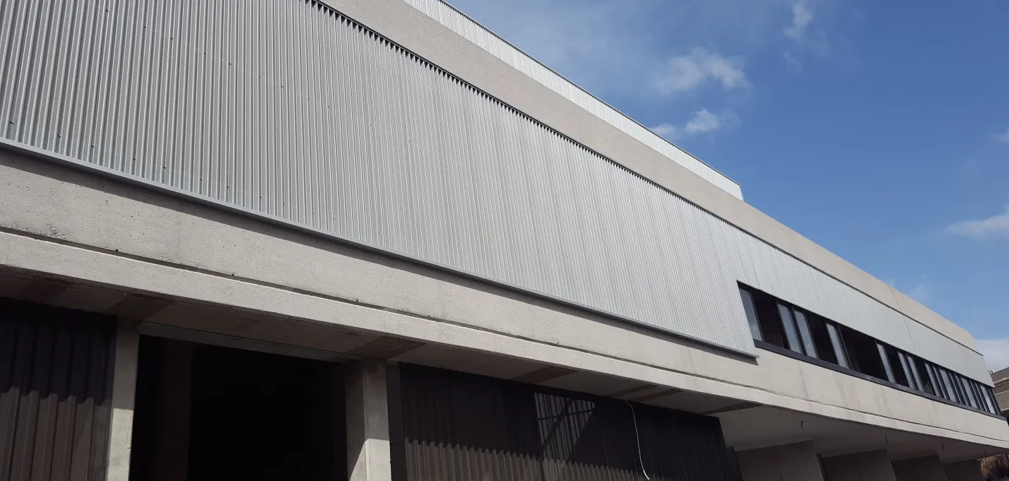 DHL CENTER-788_buildingCompressFormat