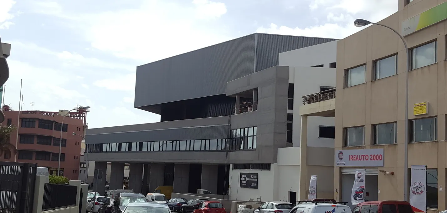 DHL CENTER-785_buildingCompressFormat