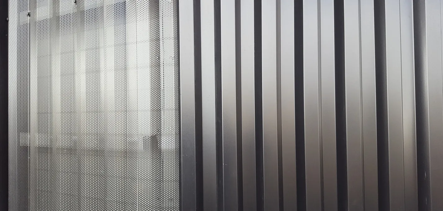 DHL CENTER-795_buildingCompressFormat